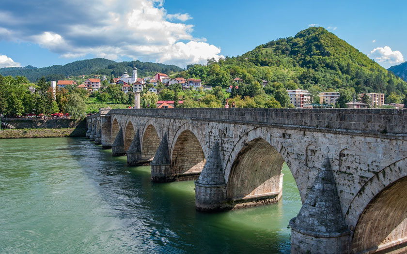 Bosna i Hercegovina