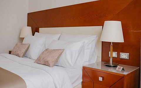 Grand Hotel Tuzla - Tuzla - Sobe-Apartmani