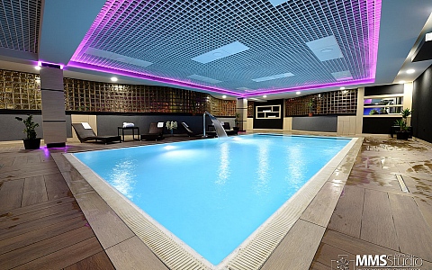 Hotel Holiday - Sarajevo - Bazen